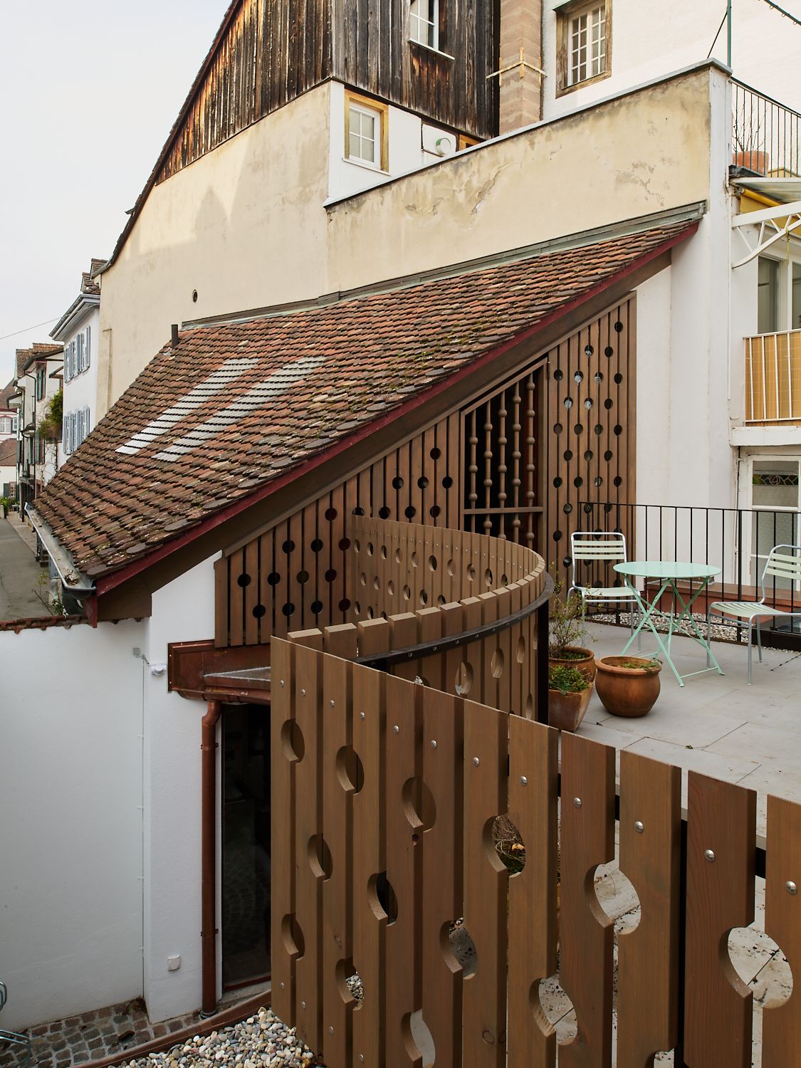 Projektfotografie Mehrgenerationenhaus mit Hofrauverbindung _ am Heuberg in Basel